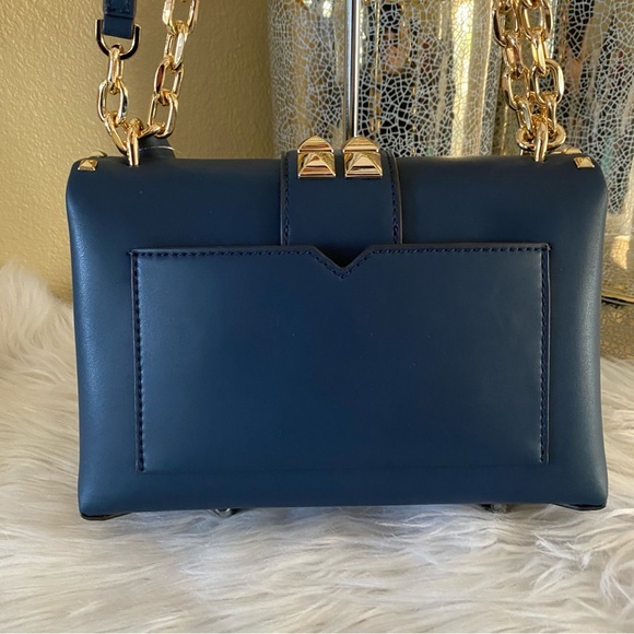 New micheal Kors Cece Medium Studded Shoulder Bag - Picture 9 of 16